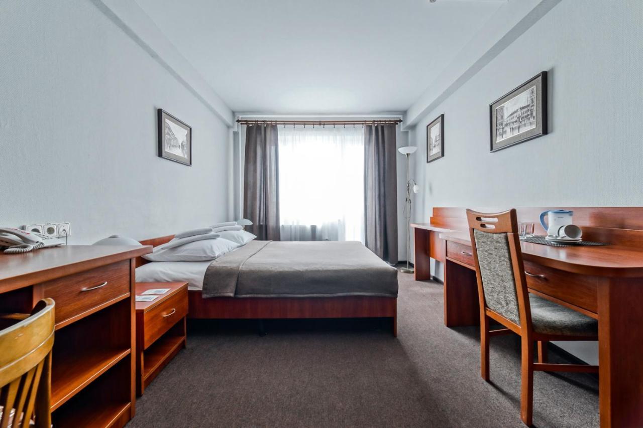 Zvezda Hotel Minsk Exterior foto